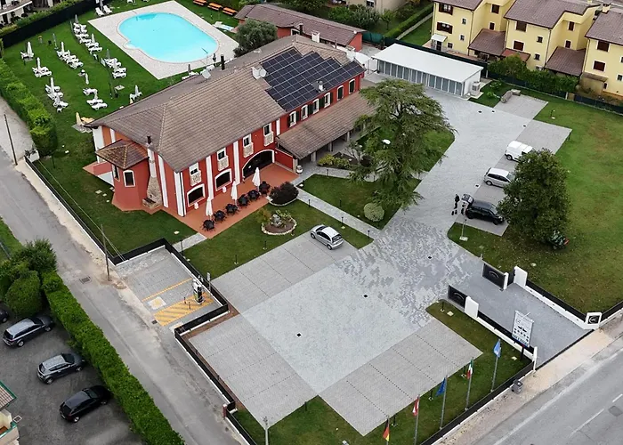 Hotel Residence - Il Giardino del Cigno