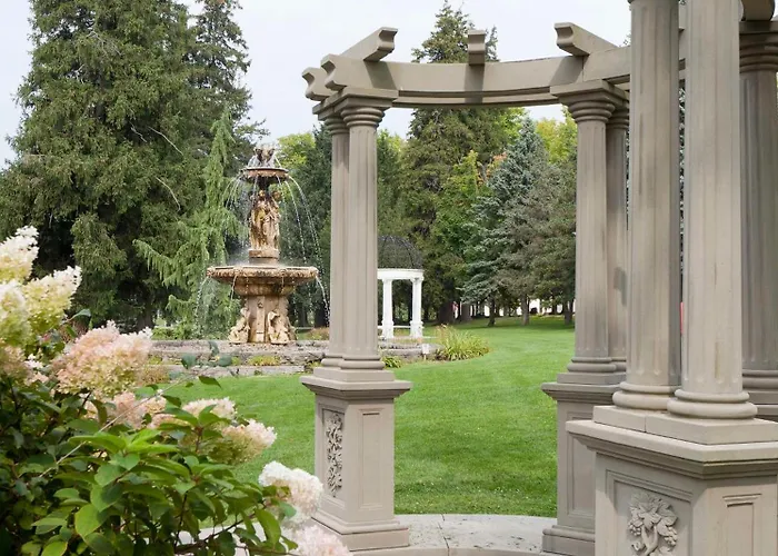 Elm Hurst Inn & Spa