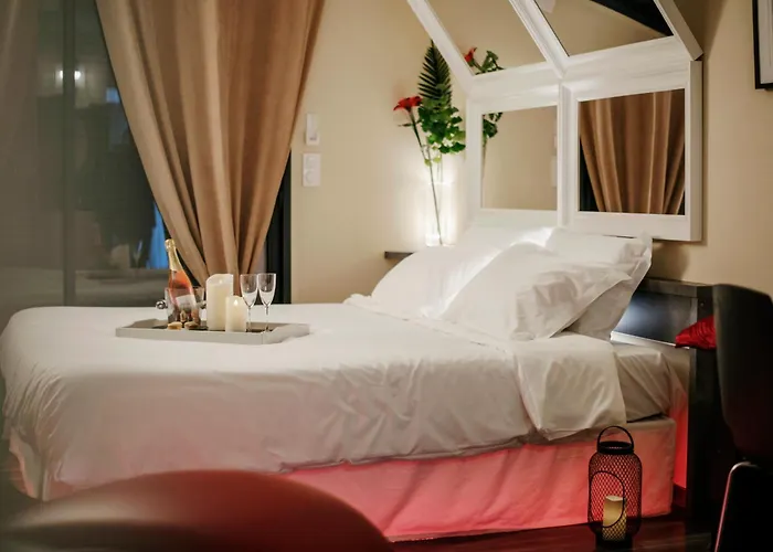 EpicuRooms - Maison d'Hôtes Romantique - Chambres à thème