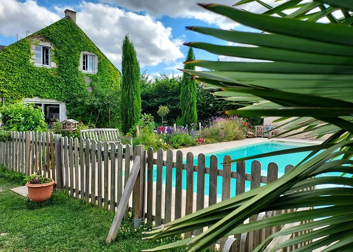 Le Bonheur Des Hôtes