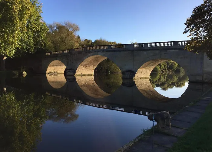 Shillingford Bridge Hotel