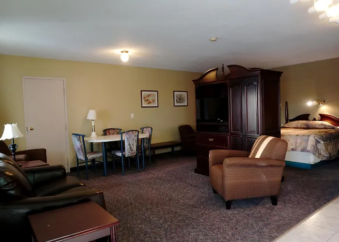 The Ritz Cafe And Motor Inn