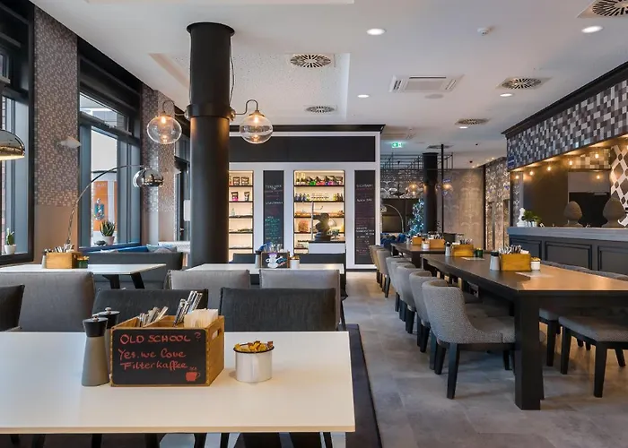 Holiday Inn - The Niu, Square By Ihg