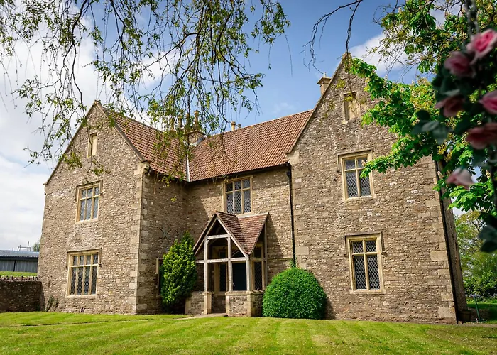 Thornbury Lodge