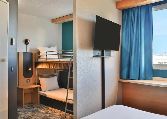 B&B HOTEL Les Sables-d'Olonne Centre Gare