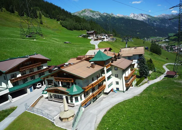 Garni - Restaurant Kaminstube