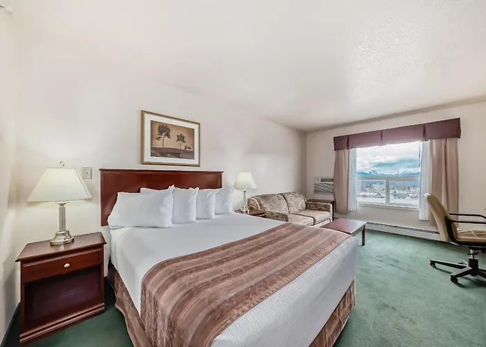 Grande Cache Inn & Suites