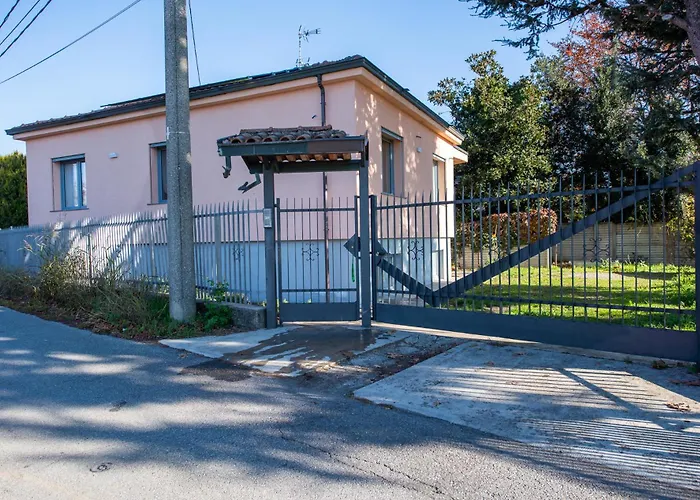 Au Moulin de la Galette vicino Milano, MXP e Parking FREE