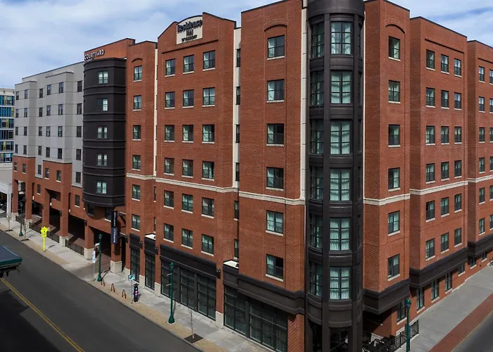 Courtyard By Marriott Syracuse Downtown At Armory Square