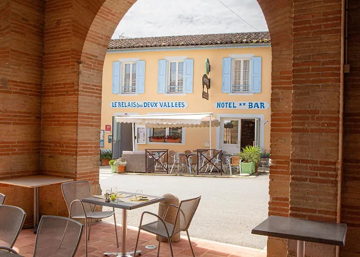 Logis Hotels - Le relais des deux vallées - Hôtel et restaurant Salvagnac
