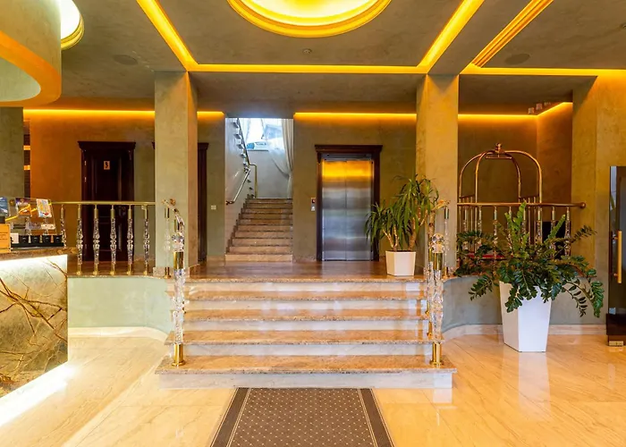 Marion Spa: Mountain View Retreat with Wellness Facilities