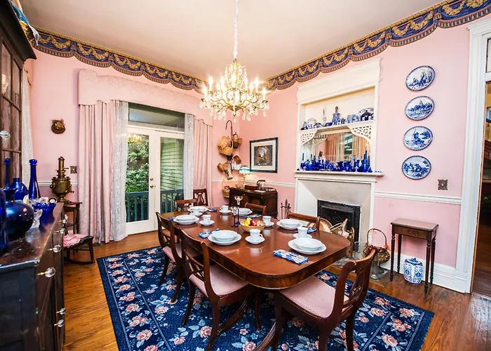 Sugar Magnolia Bed And Breakfast