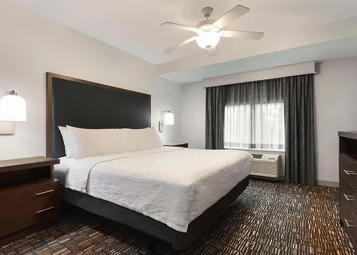Homewood Suites By Hilton - Charlottesville