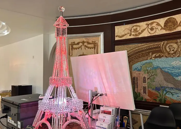 Hotel Grand Paris
