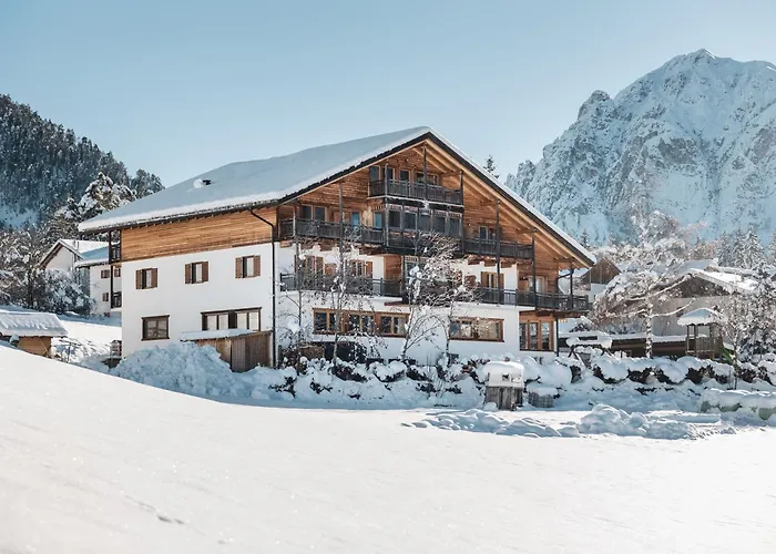 Berghotel Majarei