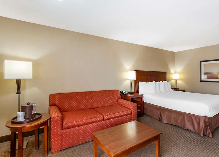 Best Western Cotton Tree Inn