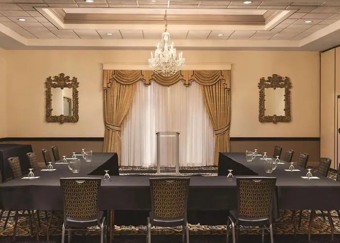 Radisson Hotel & Conference Center Rockford