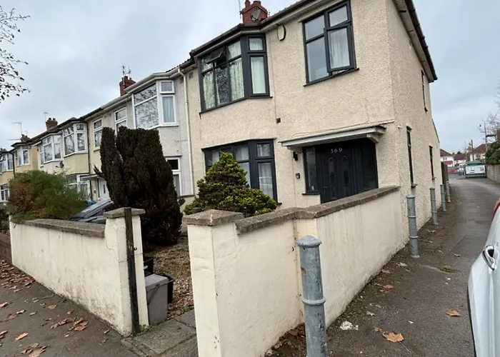 Shared House On Southmead
