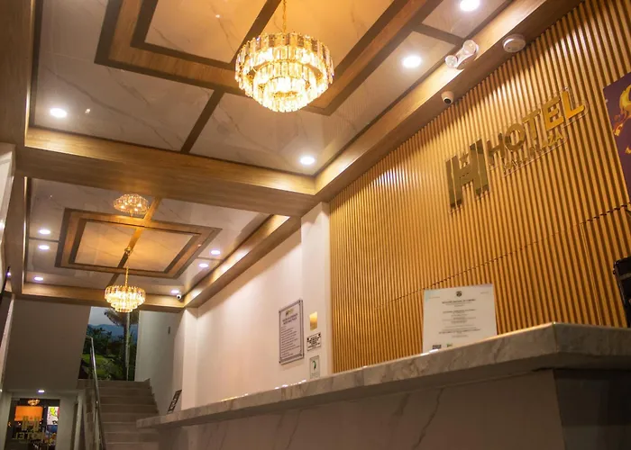 Hotel Mall Plaza