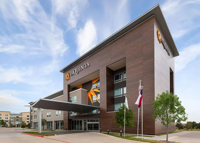 La Quinta Inn & Suites By Wyndham Austin Parmer Tech Ridge