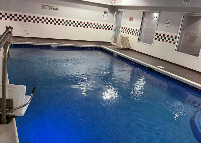 Country Inn & Suites By Radisson, Elgin, Il