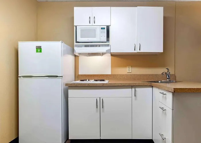 Extended Stay America Suites - Palm Springs - Airport