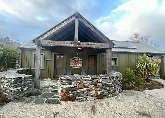 Headwaters Glenorchy Eco Lodge