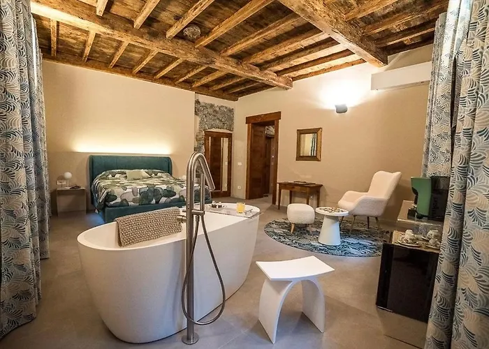 Le Relais Du Bourg Chambres De Charme Wellnes