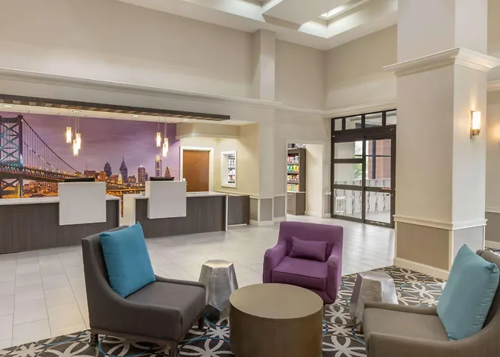 La Quinta By Wyndham Newark -