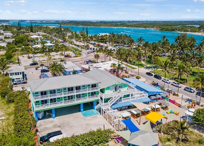 Oceanfront Inn Room #18- Ocean View Balcony Fort Pierce