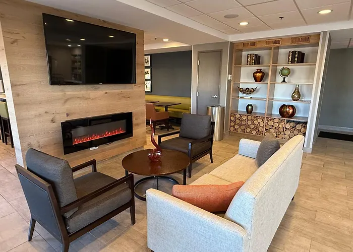 Country Inn & Suites By Radisson Bolingbrook, I-55