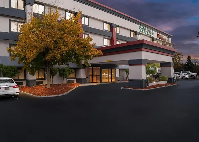 Red Roof Inn