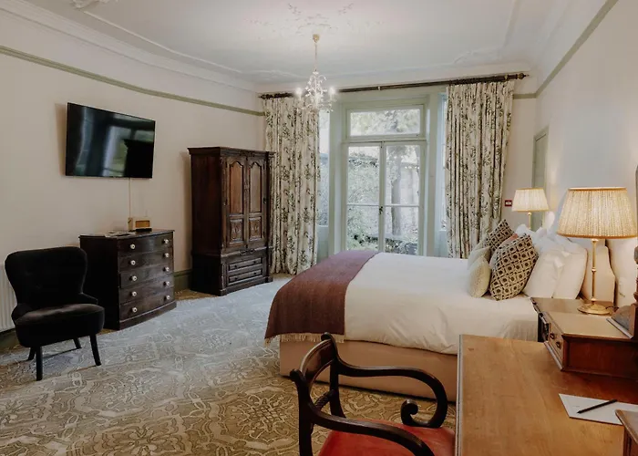 Hotel The William Cecil Stamford