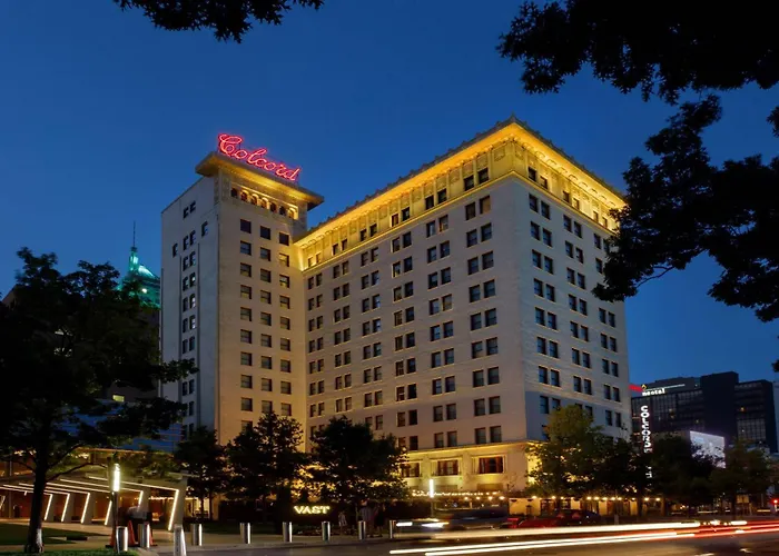 Colcord Oklahoma City, Curio Collection By Hilton