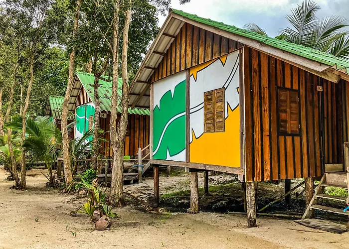 Palm Beach Bungalow Resort