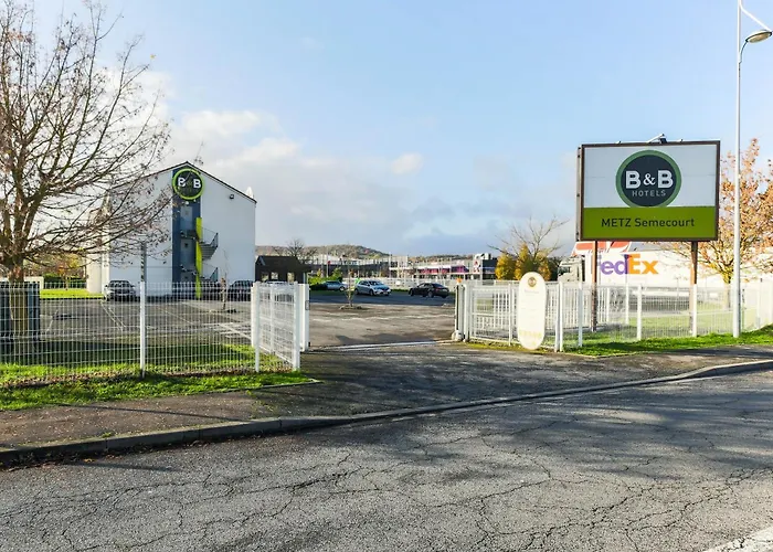 B&B HOTEL Metz Semécourt