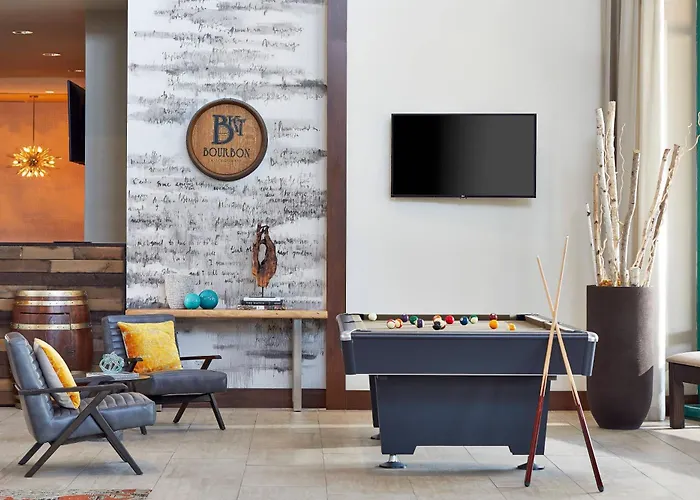 Renaissance Chicago Suites