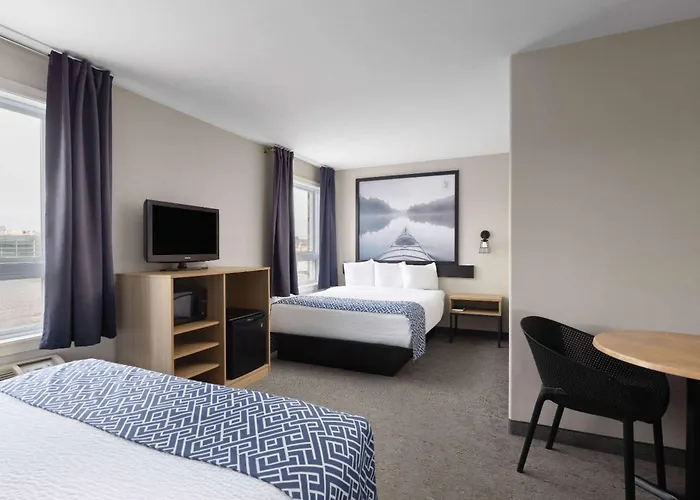 Super 8 By Wyndham St-Jerome