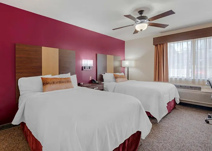 Best Western Pineywoods Inn