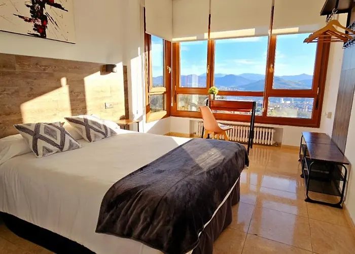 Hotel Artxanda Bilbao, Parking Gratuito en el Exterior Junto al Hotel