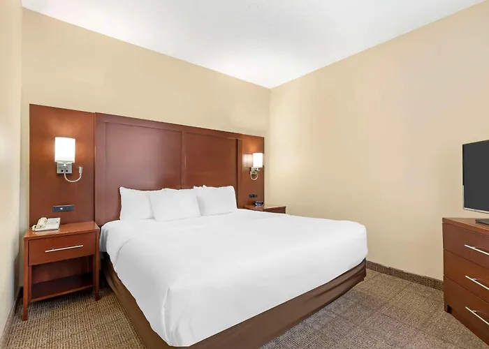 Comfort Suites Cedar Falls Industrial Park
