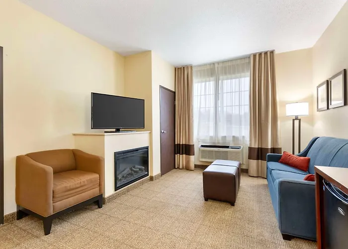 Comfort Suites Cedar Falls Industrial Park
