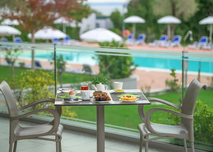 Hotel Villa Paradiso Suite Moniga del Garda
