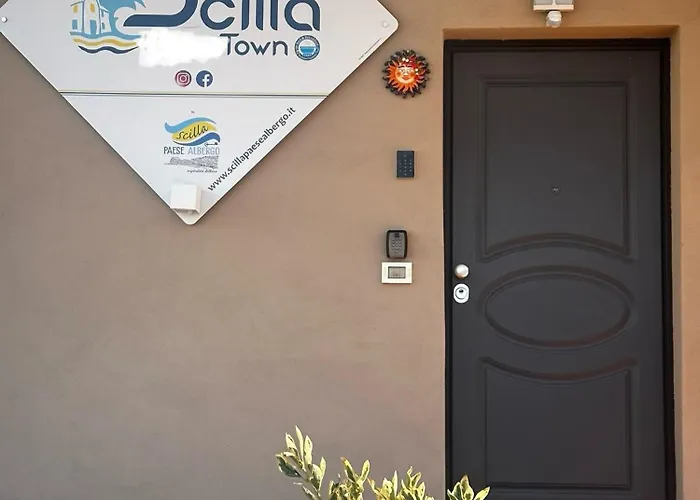 Scilla Upper Town