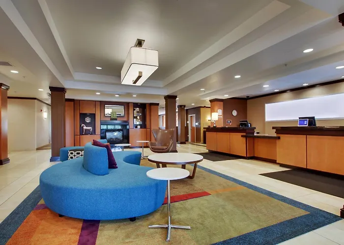 Fairfield Inn & Suites By Marriott Starved Rock Area