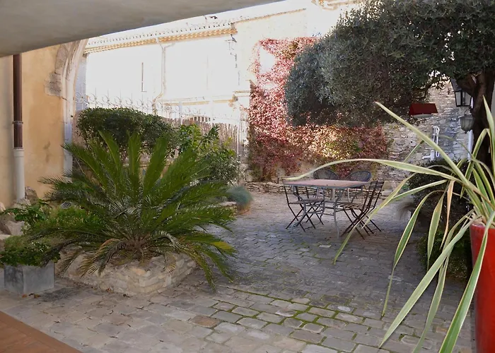 Locus Amoenus