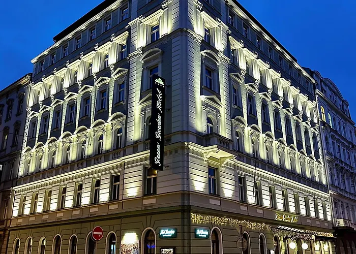 Green Garden Hotel