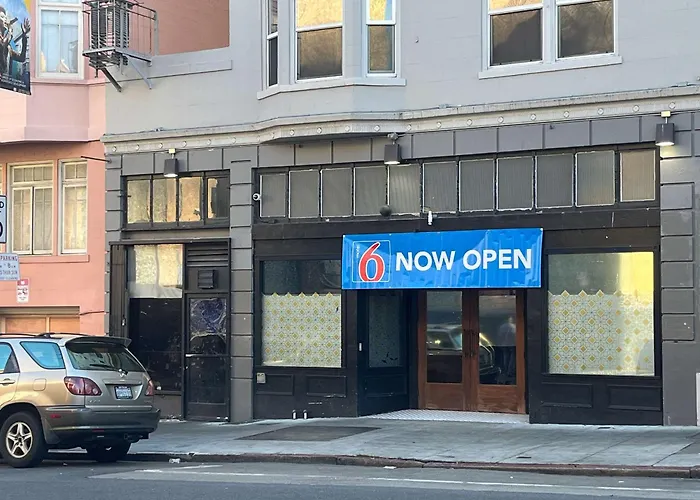 Motel 6 , Ca Civic Center