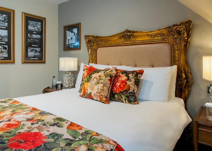 The Bell Inn, Stilton, Cambridgeshire - The Coaching Inn Group Peterborough