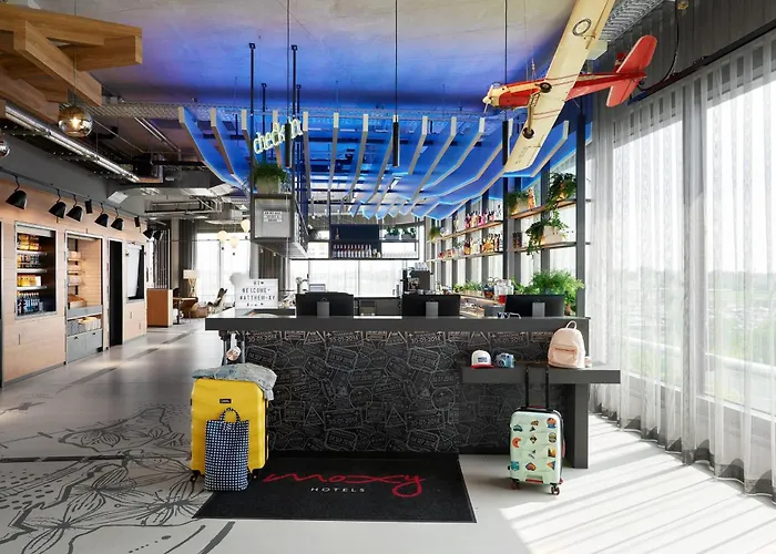 Hotel Moxy Cologne Bonn Airport